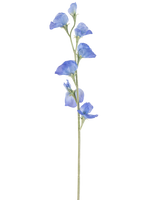 De Kunstbloem Erwt 64 cm blauw heeft een enkele slanke groene steel met verschillende delicate blauwe bloemen en groene knoppen verspreid over de lengte, tegen een effen witte achtergrond.