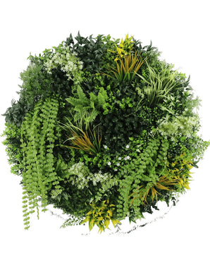 Het Kunsthaag op Zwart Frame Ø100 cm heeft een cirkelvormige opstelling van weelderige groene planten, waaronder varens, lianen en stekelige bladeren, die zorgen voor een levendige weergave met gevarieerde tinten en texturen van groen.