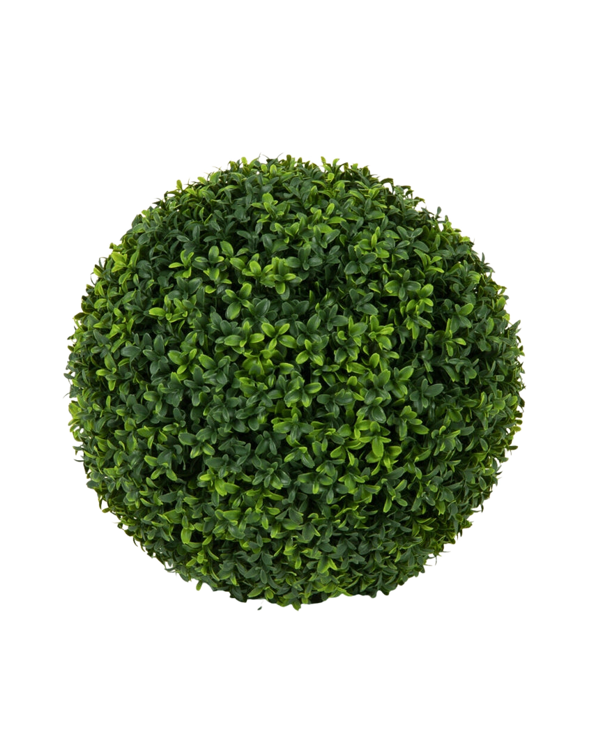 Vue de dessus de la Plante Artificielle Buxus style romain UV D40cm, un arbuste artificiel sphérique soigneusement taillé avec des feuilles vertes denses sur un fond blanc uni.