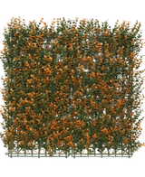 De Kunsthaag Buxus oranje 50x50 cm UV is een vierkant kunstgroenpaneel met dichte groene en oranje bladeren op een kunststof drager, ontworpen om een haag of tuinmuur te imiteren.