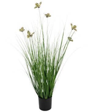 Le pot de gazon artificiel papillon oignon 90 cm ignifuge a de longues et fines feuilles de gazon artificiel vert et des fleurs jaunâtres sur de longues tiges, présentées dans un pot sur un fond blanc uni.
